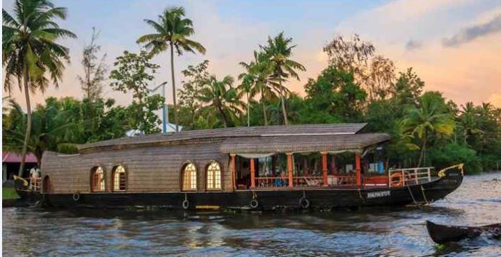 Готель Aqua Jumbo Houseboats Кумараком Екстер'єр фото